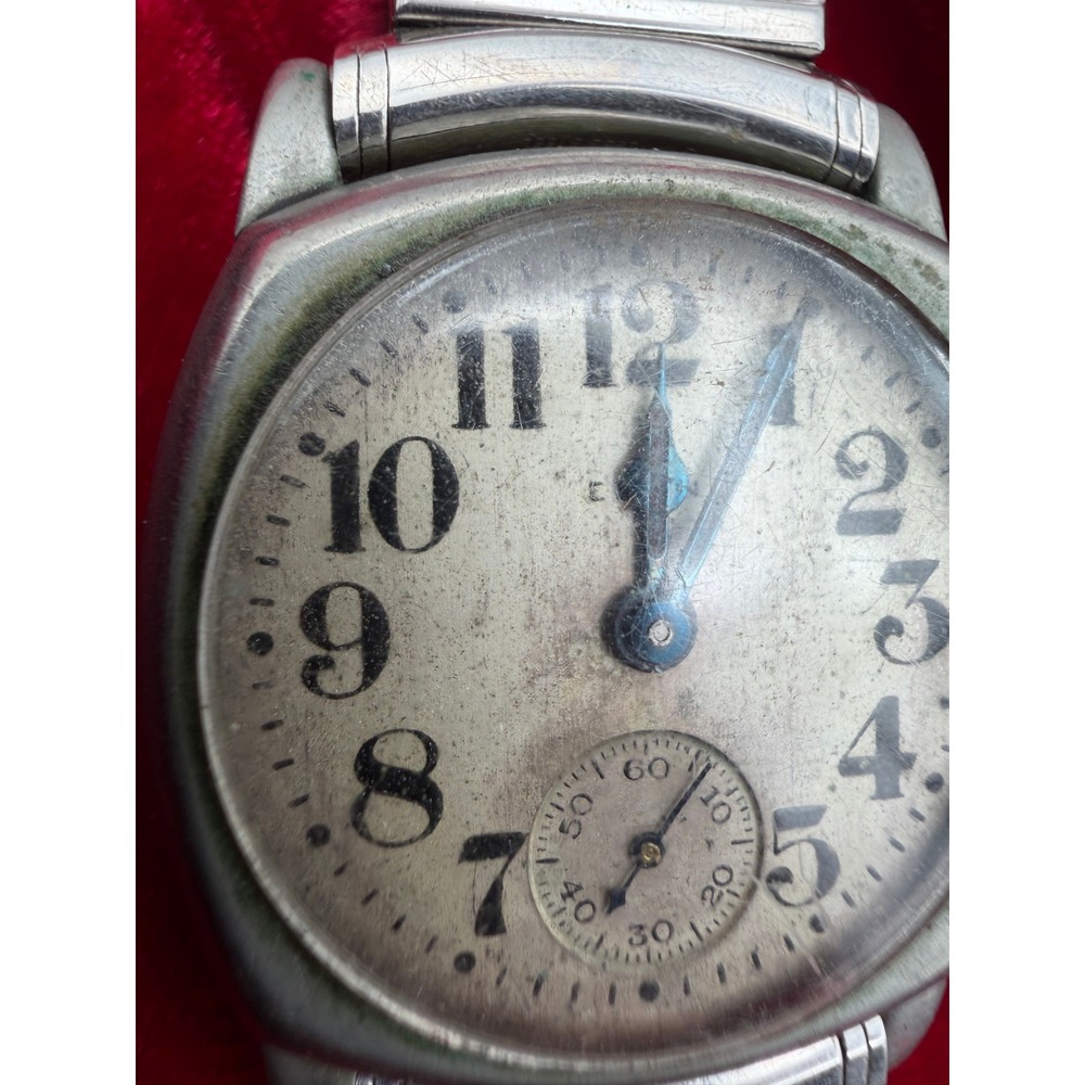Vintage Elgin Manual Wind Watch Sub Second Dial Speidel Expansion Band Silver